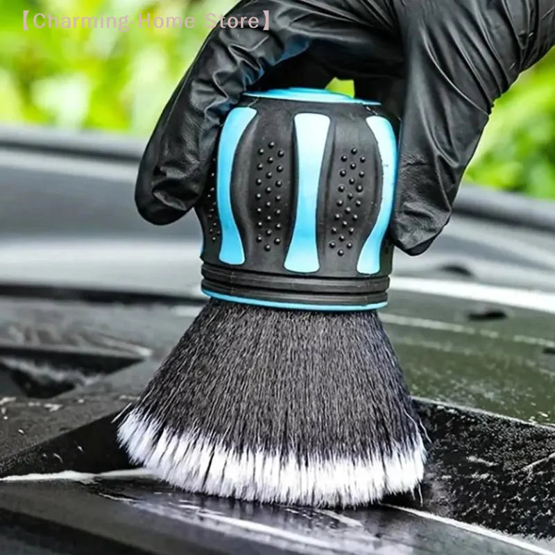 Small Multi-Purpose Detailing Brush